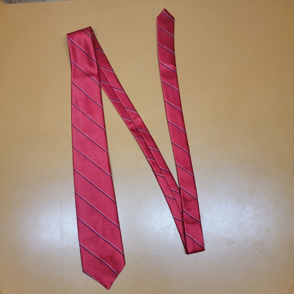 Wembley Polysilk Red Stripe Luxury Neck Tie Business Formal